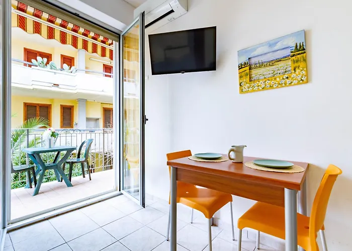 Pinolo Mono Int 5 - Myho Casa